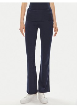 Gina Tricot Spodnie materiałowe 21671 Granatowy Flare Fit ze sklepu MODIVO w kategorii Spodnie damskie - zdjęcie 182600150