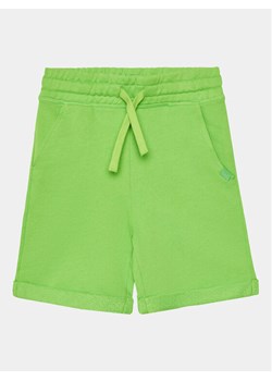 United Colors Of Benetton Szorty sportowe 3J68C901G Zielony Regular Fit ze sklepu MODIVO w kategorii Spodenki chłopięce - zdjęcie 182600404