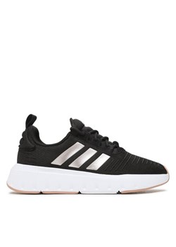 adidas Sneakersy Swift Run IG0560 Czarny ze sklepu MODIVO w kategorii Buty sportowe damskie - zdjęcie 182600983