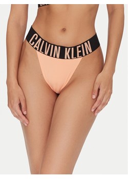 Calvin Klein Underwear Stringi 000QF7638E Różowy ze sklepu MODIVO w kategorii Majtki damskie - zdjęcie 182601002