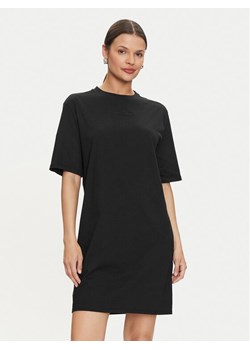 Armani Exchange Sukienka codzienna 6DYA74 YJDGZ 1200 Czarny Regular Fit ze sklepu MODIVO w kategorii Sukienki - zdjęcie 182601172
