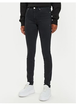 Guess Jeansy W4BAJ3 D5HA1 Czarny Skinny Fit ze sklepu MODIVO w kategorii Jeansy damskie - zdjęcie 182601220