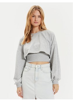ONLY Bluza Britt 15312126 Szary Cropped Fit ze sklepu MODIVO w kategorii Bluzy damskie - zdjęcie 182601543