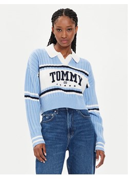 Tommy Jeans Sweter Varsity DW0DW19235 Niebieski Relaxed Fit ze sklepu MODIVO w kategorii Swetry damskie - zdjęcie 182601723
