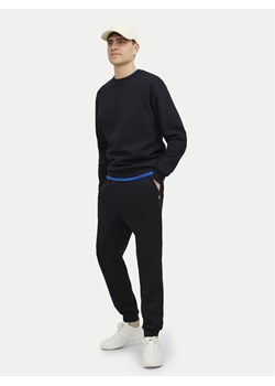 Jack&Jones Dres Bradley 12251412 Czarny Relaxed Fit - id: 0000304618307 - marki Jack & Jones - 182602760 Jack&Jones Dres Bradley 12251412 Czarny Relaxed Fit ze sklepu MODIVO w kategorii Dresy męskie - zdjęcie 182602760