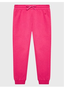 United Colors Of Benetton Spodnie dresowe 35TMCF022 Różowy Regular Fit ze sklepu MODIVO w kategorii Spodnie dziewczęce - zdjęcie 182603372