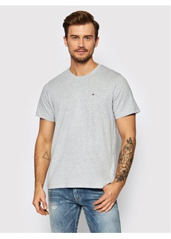 Tommy Jeans T-Shirt Classic DM0DM09598 Szary Regular Fit ze sklepu MODIVO w kategorii T-shirty męskie - zdjęcie 182604162