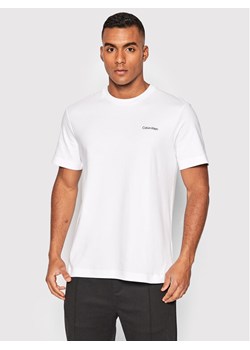 Calvin Klein T-Shirt Micro Logo Interlock K10K109894 Biały Regular Fit ze sklepu MODIVO w kategorii T-shirty męskie - zdjęcie 182604173
