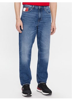 Tommy Jeans Jeansy Isaac Rlxd Tapered Ah6037 DM0DM18224 Granatowy Relaxed Fit ze sklepu MODIVO w kategorii Jeansy męskie - zdjęcie 182604544