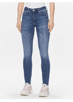 Calvin Klein Jeans Jeansy J20J222447 Niebieski Skinny Fit ze sklepu MODIVO w kategorii Jeansy damskie - zdjęcie 182604941