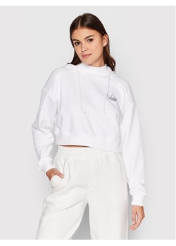 adidas Bluza HK5170 Biały Loose Fit ze sklepu MODIVO w kategorii Bluzy damskie - zdjęcie 182605171