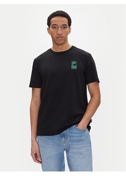 Fila T-Shirt Lennik FAM0883 Czarny Regular Fit ze sklepu MODIVO w kategorii T-shirty męskie - zdjęcie 182606760