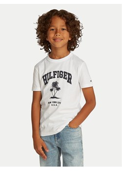 Tommy Hilfiger T-Shirt Palm Print KB0KB09649 D Biały Regular Fit ze sklepu MODIVO w kategorii T-shirty chłopięce - zdjęcie 182606930