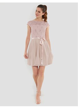 Swing Sukienka koktajlowa 77760510 Różowy Regular Fit ze sklepu MODIVO w kategorii Sukienki - zdjęcie 182607073