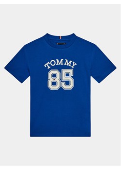 Tommy Hilfiger T-Shirt Mesh Varsity Tee S/S KB0KB08683 Niebieski Regular Fit ze sklepu MODIVO w kategorii T-shirty chłopięce - zdjęcie 182607781