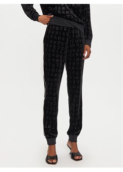Armani Exchange Spodnie dresowe 6DYP94 YJLGZ 52AL Czarny Regular Fit ze sklepu MODIVO w kategorii Spodnie damskie - zdjęcie 182608273