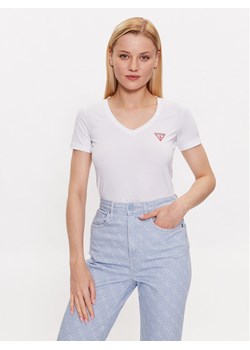 Guess T-Shirt W2YI45 J1314 Biały Slim Fit ze sklepu MODIVO w kategorii Bluzki damskie - zdjęcie 182608453