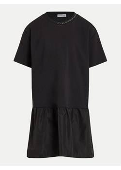 Calvin Klein Jeans Sukienka codzienna Mix Media Intrasia IG0IG02576 M Czarny Regular Fit ze sklepu MODIVO w kategorii Sukienki dziewczęce - zdjęcie 182608871