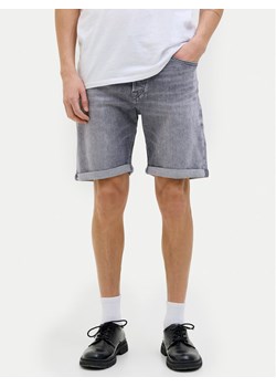 Jack&Jones Szorty jeansowe Rick 12269612 Szary Regular Fit ze sklepu MODIVO w kategorii Spodenki męskie - zdjęcie 182609524