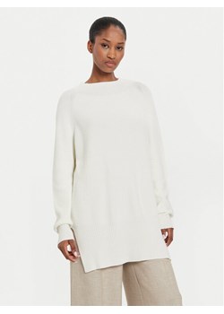 Kontatto Sweter 3M0128 Écru Relaxed Fit ze sklepu MODIVO w kategorii Swetry damskie - zdjęcie 182610331