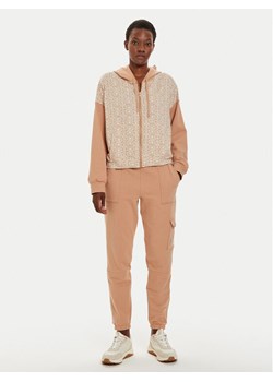 DKNY Dres YI70018 Beżowy Regular Fit - id: 0000304529269 - marki DKNY - 182610962 DKNY Dres YI70018 Beżowy Regular Fit ze sklepu MODIVO w kategorii Dresy damskie - zdjęcie 182610962