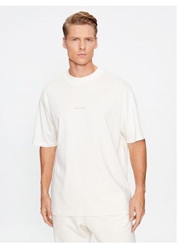 New Balance T-Shirt Athletics Linear T-Shirt MT33560 Beżowy Regular Fit ze sklepu MODIVO w kategorii T-shirty męskie - zdjęcie 182611862
