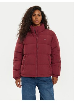 Tommy Jeans Kurtka puchowa Regatta DW0DW18827 Czerwony Regular Fit ze sklepu MODIVO w kategorii Kurtki damskie - zdjęcie 182611992