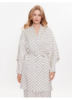 KARL LAGERFELD Szlafrok 225W2134 Biały Regular Fit ze sklepu MODIVO w kategorii Szlafroki damskie - zdjęcie 182612033