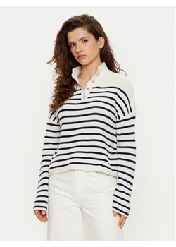 Tommy Hilfiger Sweter WW0WW44981 Biały Relaxed Fit ze sklepu MODIVO w kategorii Swetry damskie - zdjęcie 182612580