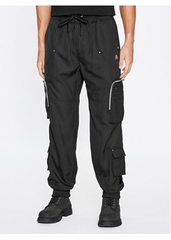 Moose Knuckles Spodnie materiałowe Maddox Utility M33MR764CT Czarny Regular Fit ze sklepu MODIVO w kategorii Spodnie męskie - zdjęcie 182613121