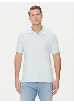 Guess Jeans Polo M4BP29 KCJV1 Błękitny Regular Fit ze sklepu MODIVO w kategorii T-shirty męskie - zdjęcie 182614591