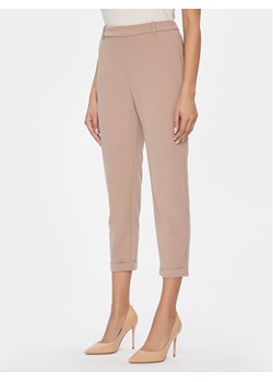 Vero Moda Chinosy Sara 10299871 Beżowy Straight Fit ze sklepu MODIVO w kategorii Spodnie damskie - zdjęcie 182615574