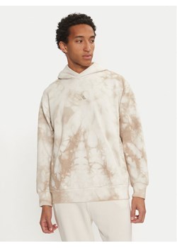 adidas Bluza ALL SZN Fleece Washed IY6595 Beżowy Regular Fit ze sklepu MODIVO w kategorii Bluzy męskie - zdjęcie 182615831