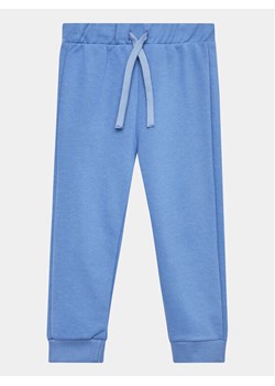 United Colors Of Benetton Spodnie dresowe 3PANGF02M Niebieski Regular Fit ze sklepu MODIVO w kategorii Spodnie chłopięce - zdjęcie 182616262