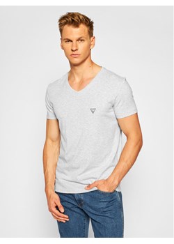 Guess T-Shirt U97M01 JR003 Szary Slim Fit ze sklepu MODIVO w kategorii T-shirty męskie - zdjęcie 182616271