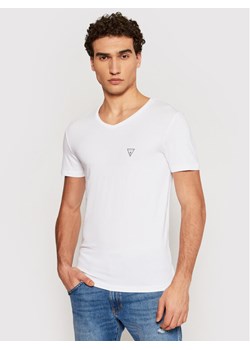 Guess T-Shirt U97M01 JR003 Biały Slim Fit ze sklepu MODIVO w kategorii T-shirty męskie - zdjęcie 182616792