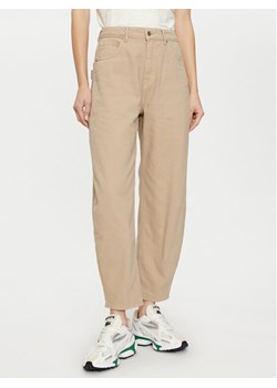 Haveone Jeansy PFA-M110 Beżowy Mom Fit ze sklepu MODIVO w kategorii Jeansy damskie - zdjęcie 182616821