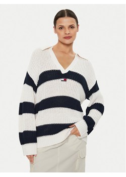 Tommy Jeans Sweter Rugby DW0DW18523 Écru Relaxed Fit ze sklepu MODIVO w kategorii Swetry damskie - zdjęcie 182617581
