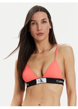 Calvin Klein Swimwear Góra od bikini KW0KW02451 Koralowy ze sklepu MODIVO w kategorii Stroje kąpielowe - zdjęcie 182617690