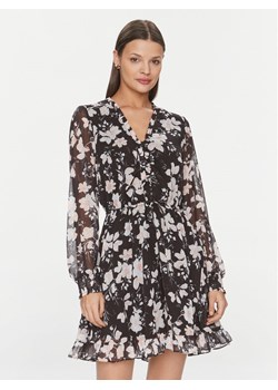 Guess Sukienka codzienna Vanessa W4GK42 WDW82 Czarny Regular Fit ze sklepu MODIVO w kategorii Sukienki - zdjęcie 182618631