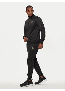 EA7 Emporio Armani Dres 8NPV65 PJHCZ 0208 Czarny Regular Fit ze sklepu MODIVO w kategorii Dresy męskie - zdjęcie 182618834