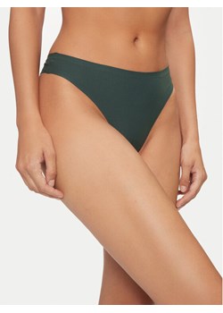 Chantelle Stringi Soft Stretch C26490 Zielony ze sklepu MODIVO w kategorii Majtki damskie - zdjęcie 182619093