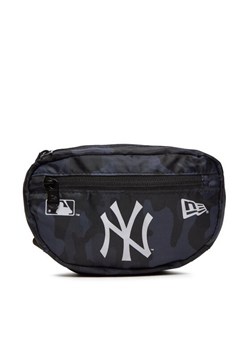 New Era Saszetka nerka Mlb Aop Micro Nyy 60357022 Granatowy ze sklepu MODIVO w kategorii Nerki - zdjęcie 182619130