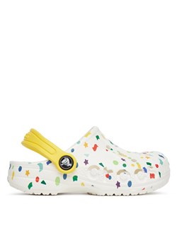 Crocs Klapki BAYA SEASONAL PRINTED CG K 209728-94S Biały ze sklepu MODIVO w kategorii Klapki dziecięce - zdjęcie 182619630