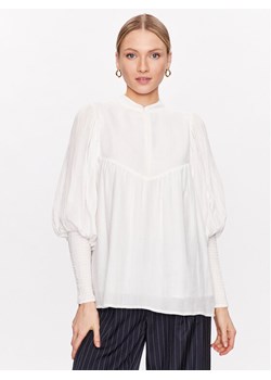 Bruuns Bazaar Bluzka Viola Leah BBW3155 Biały Regular Fit ze sklepu MODIVO w kategorii Bluzki damskie - zdjęcie 182619674