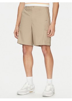 Nike Szorty materiałowe FN3517 Brązowy Standard Fit ze sklepu MODIVO w kategorii Spodenki męskie - zdjęcie 182620414