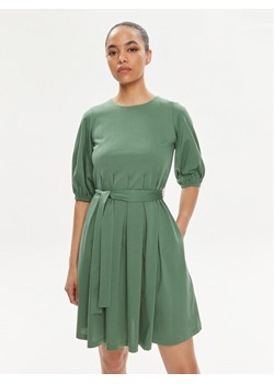 Weekend Max Mara Sukienka codzienna Jumbo 2415621072 Zielony Regular Fit ze sklepu MODIVO w kategorii Sukienki - zdjęcie 182621154