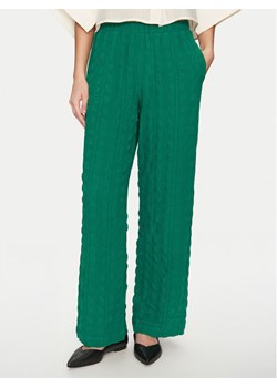 Vero Moda Spodnie materiałowe Noella 10325210 Zielony Straight Fit ze sklepu MODIVO w kategorii Spodnie damskie - zdjęcie 182621281
