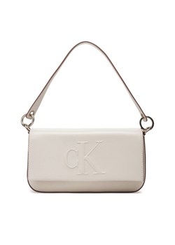 Calvin Klein Jeans Torebka Sculpted Flap Shoulder Pouch25 LV04K3148G Écru ze sklepu MODIVO w kategorii Torebki damskie - zdjęcie 182621951