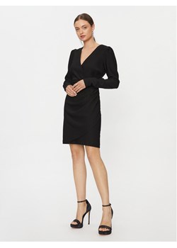 YAS Sukienka codzienna 26031704 Czarny Regular Fit ze sklepu MODIVO w kategorii Sukienki - zdjęcie 182622002